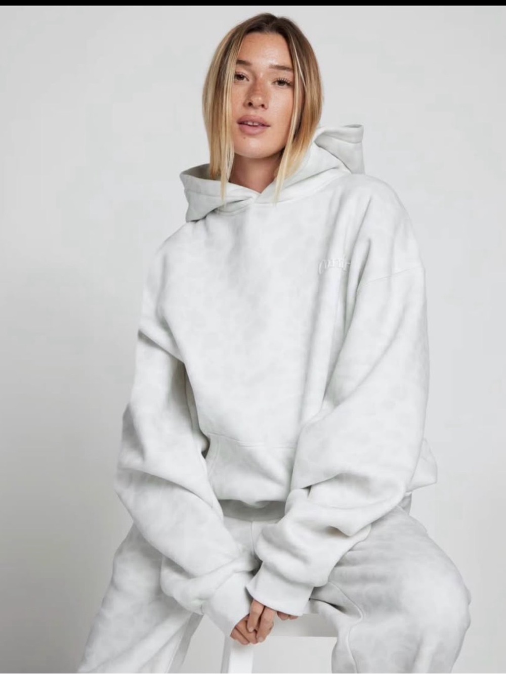 COMFRT Oversized Hoodie - SNOW LEOPARD